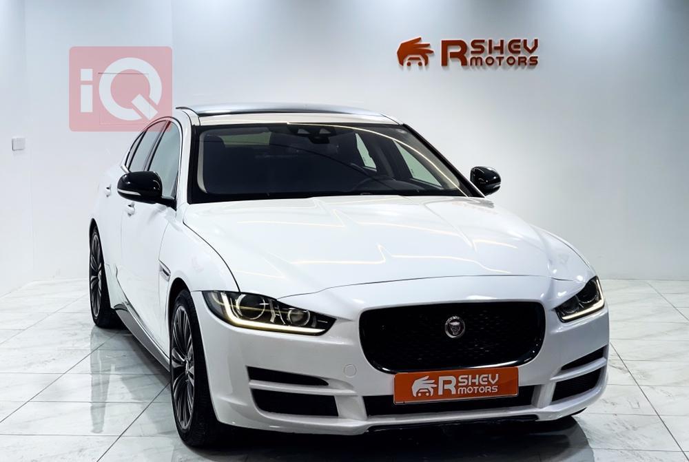 Jaguar XE